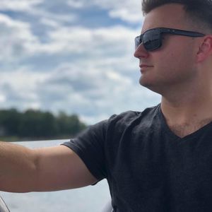 Meet your Posher, Travis